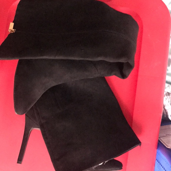 Women’s size 8 high heel boots - Picture 1 of 1
